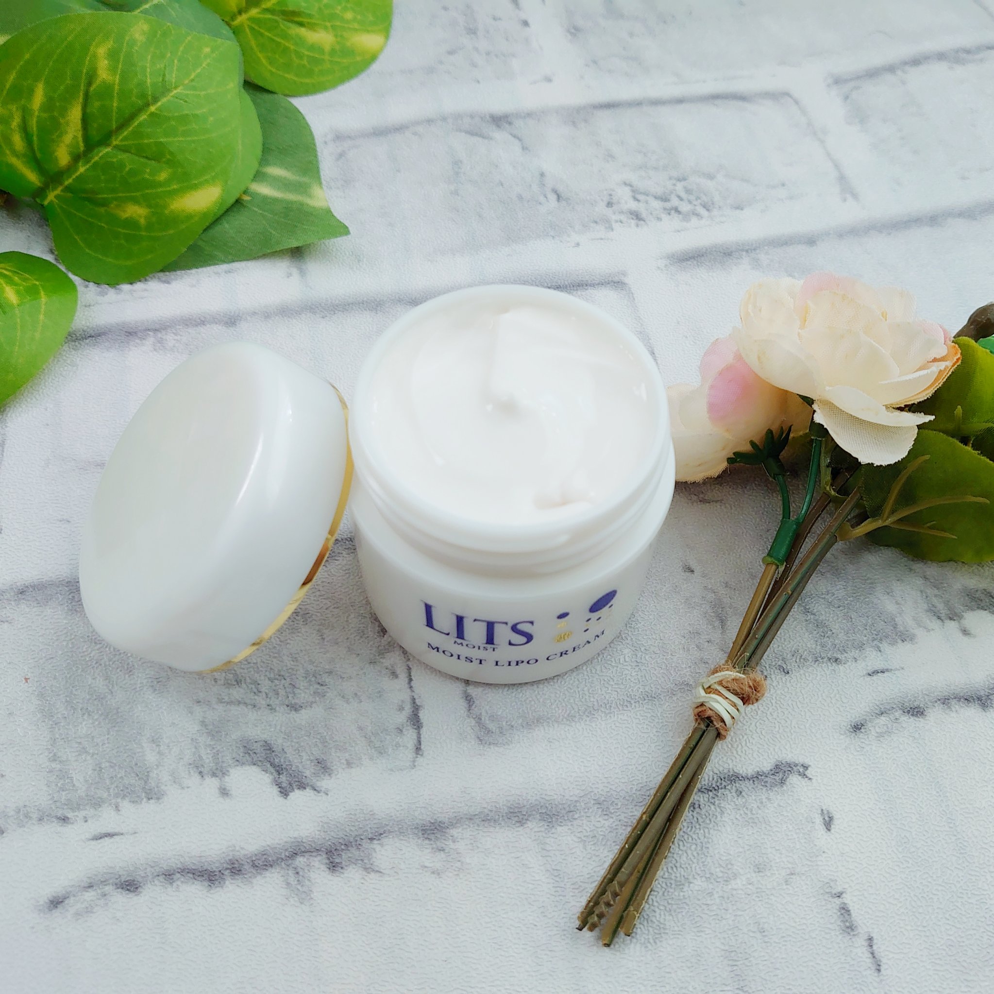 リッツ モイスト リポクリーム/リッツ/フェイスクリームを使ったクチコミ（3枚目）