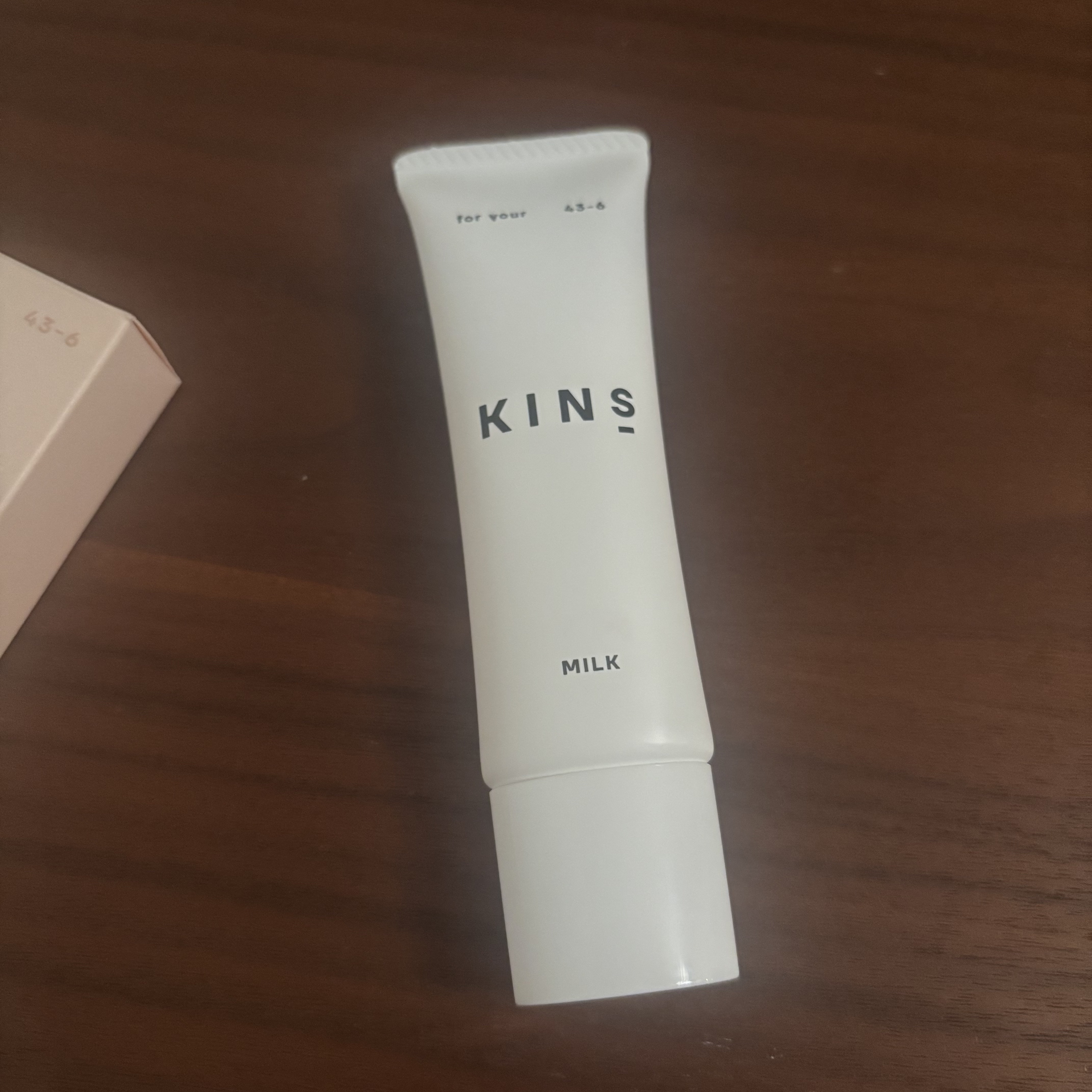 🌟KINS ミルク

とろっとなめらかなテクスチャーで、
ベタつかずしっとりとした使用感がお気に入りです。