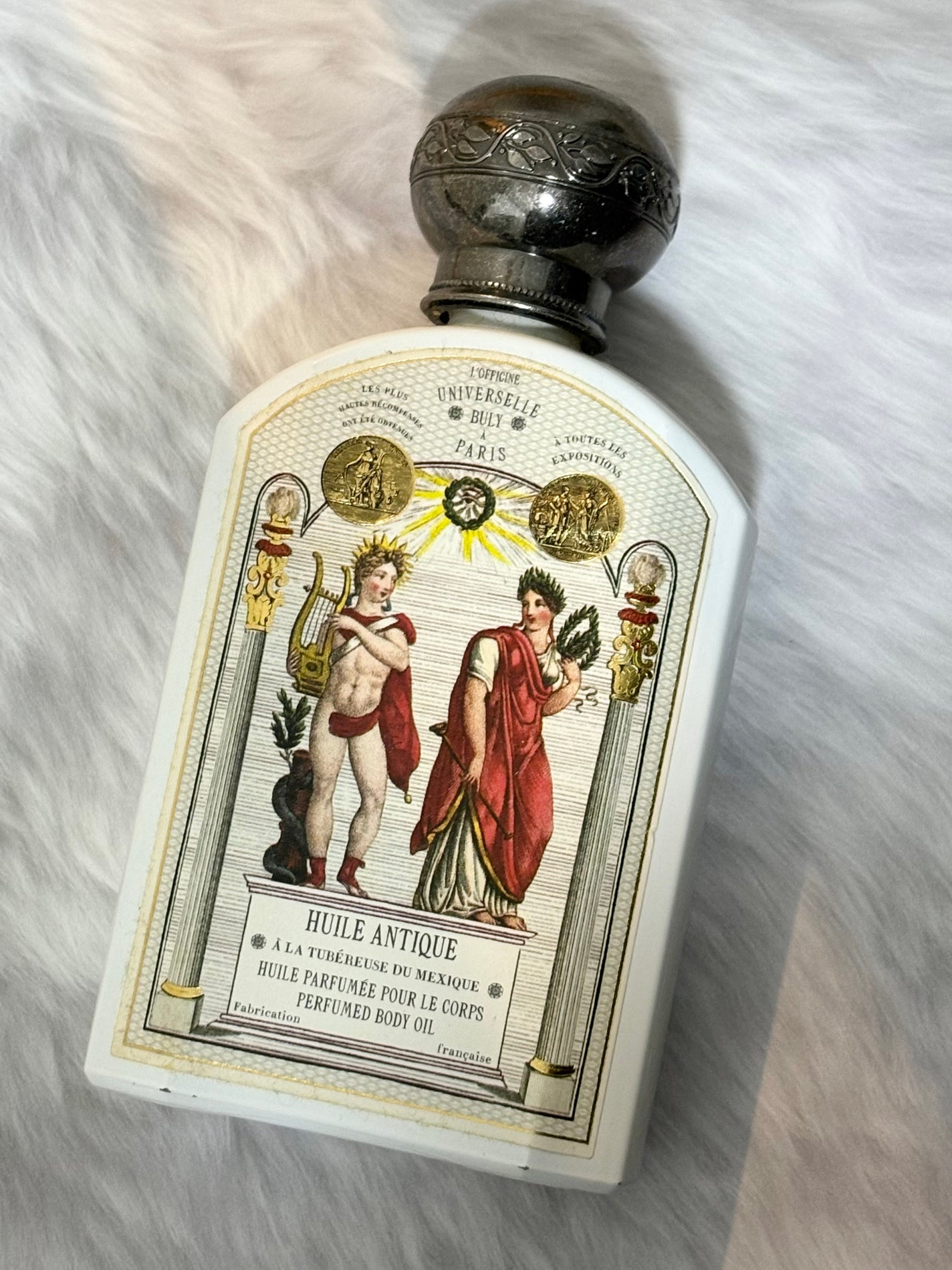 ユイル・アンティーク チュベローズ・デュ・メキシク/オフィシーヌ・ユニヴェルセル・ビュリー/ボディオイルを使ったクチコミ(1枚目)