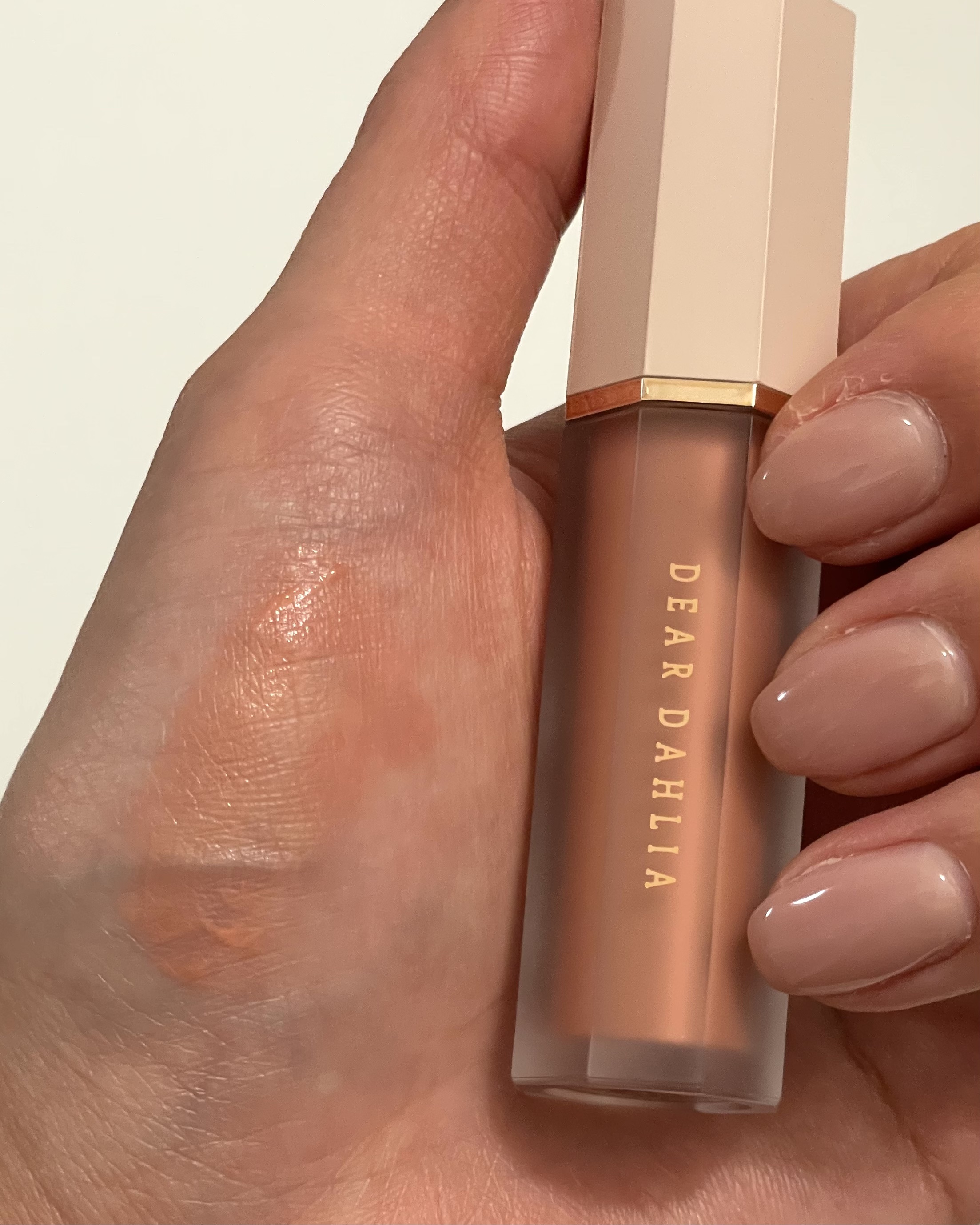 ペタルドロップリキッドブラッシャー/DEAR DAHLIA/リキッドチークを使ったクチコミ（3枚目）