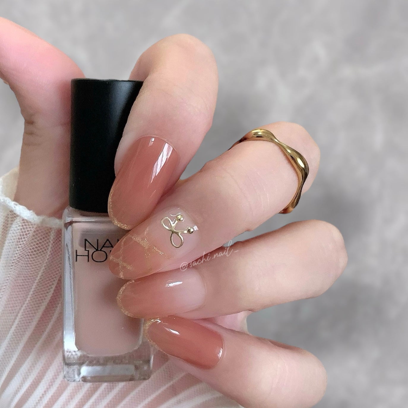 ネイルホリック つめ用ファンデ+/ネイルホリック/ネイルトップコートを使ったクチコミ(5枚目)