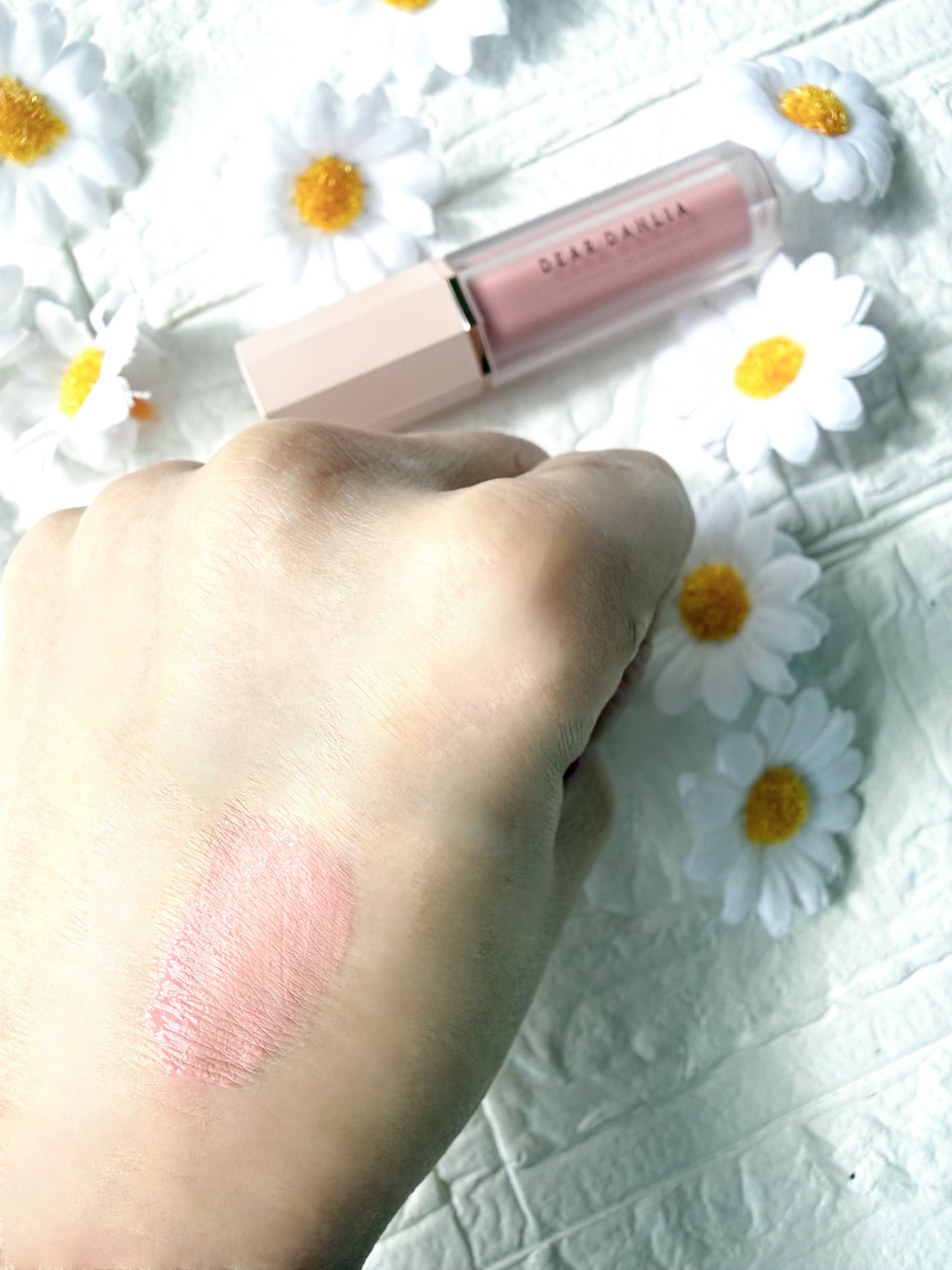 ペタルドロップリキッドブラッシャー/DEAR DAHLIA/リキッドチークを使ったクチコミ（3枚目）