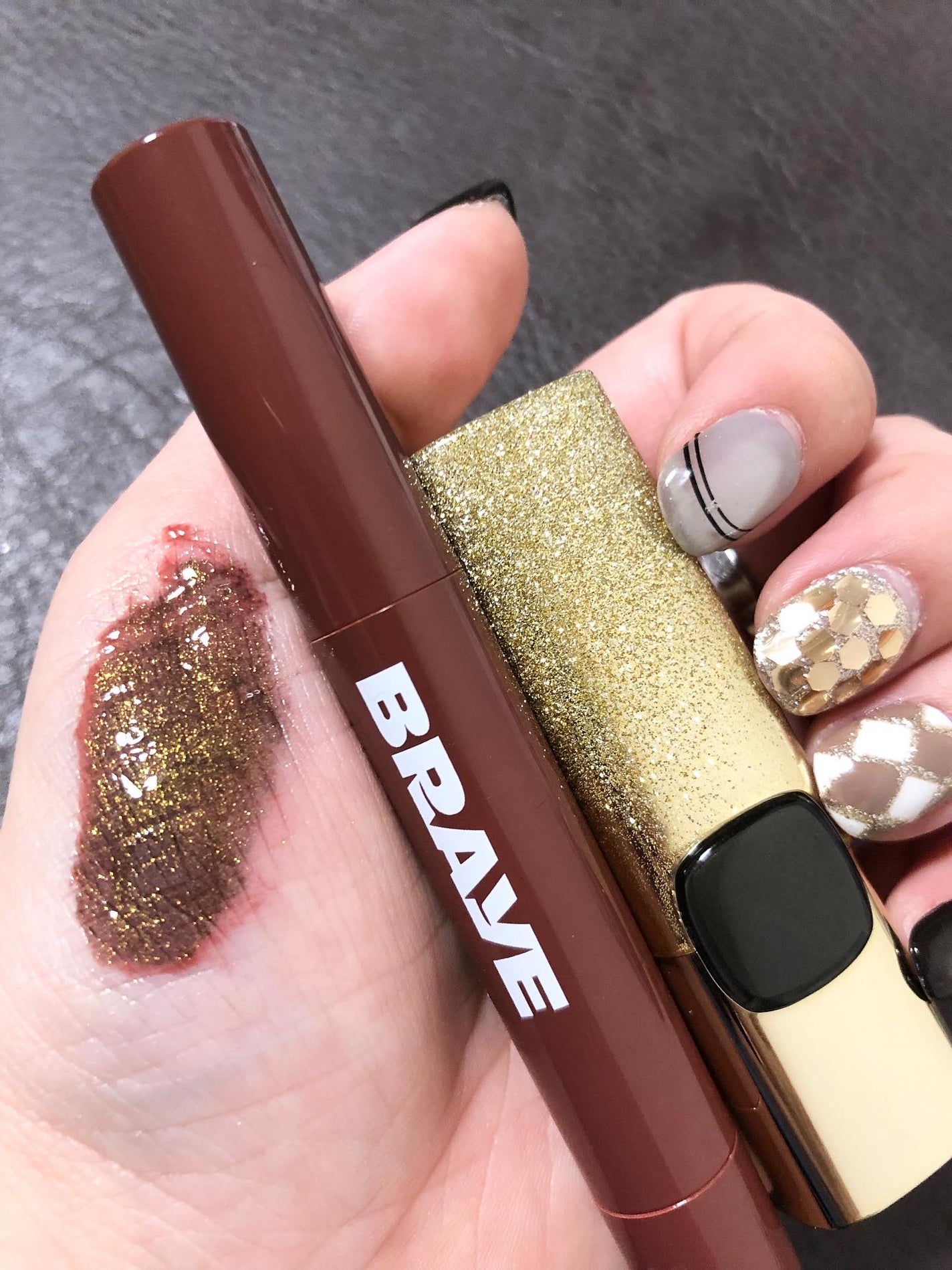 カラーリッシュ ルルージュ/ロレアル パリ/口紅を使ったクチコミ(2枚目)