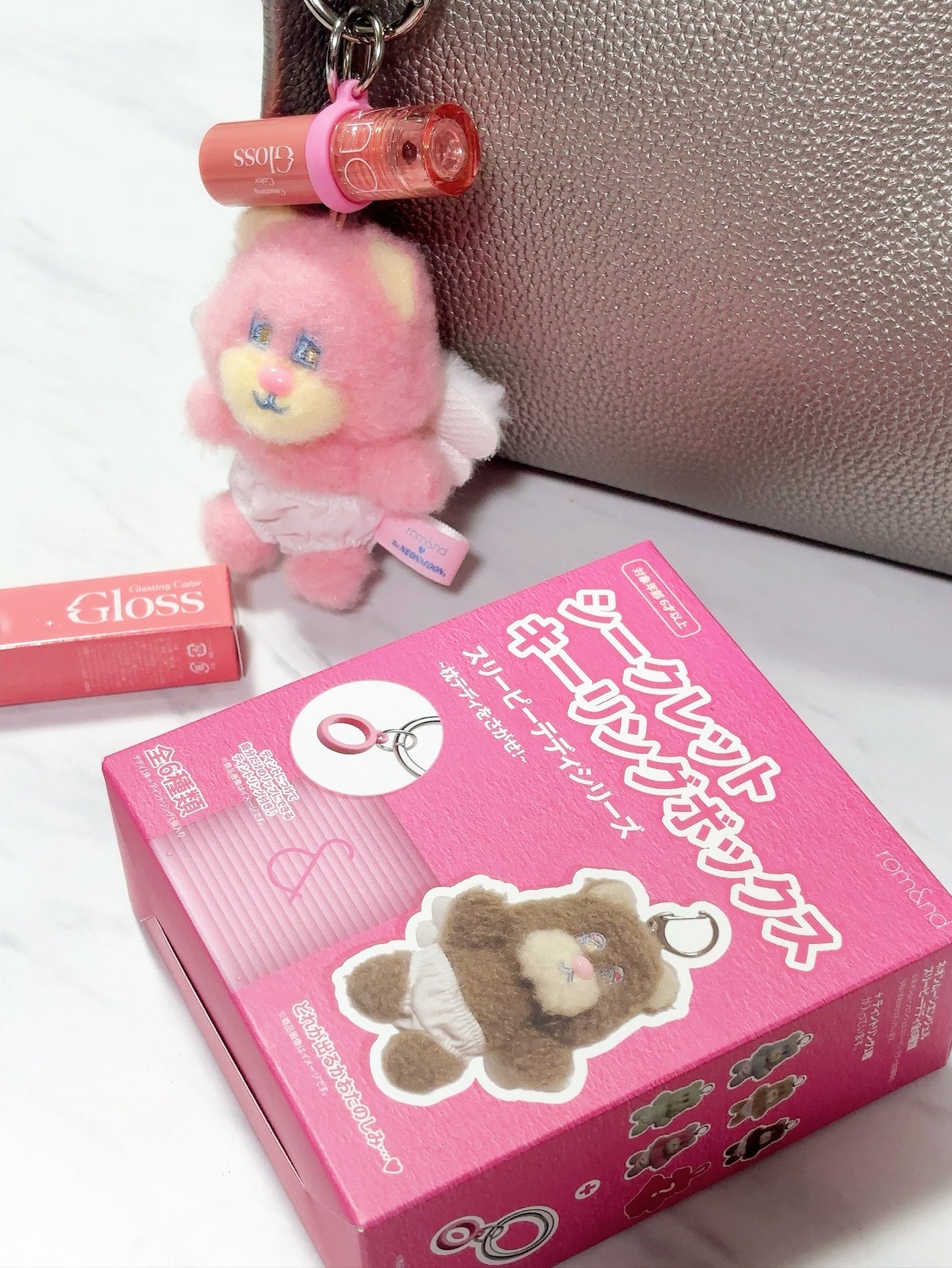 グラスティングカラーグロス/rom&nd/リップグロスを使ったクチコミ(3枚目)