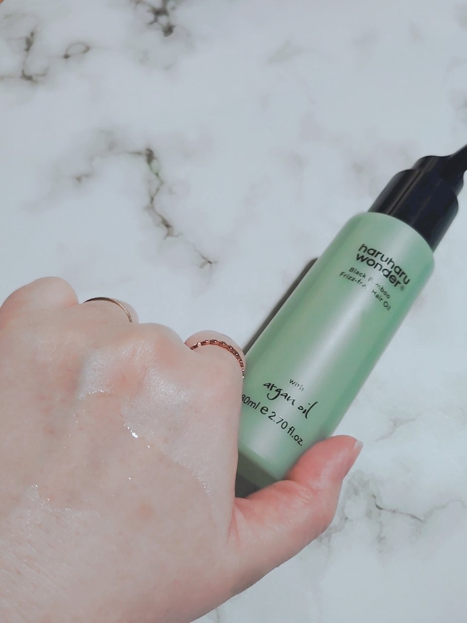 ブラックバンブーフリッズフリーヘアオイル/haruharu wonder/ヘアオイルを使ったクチコミ(1枚目)