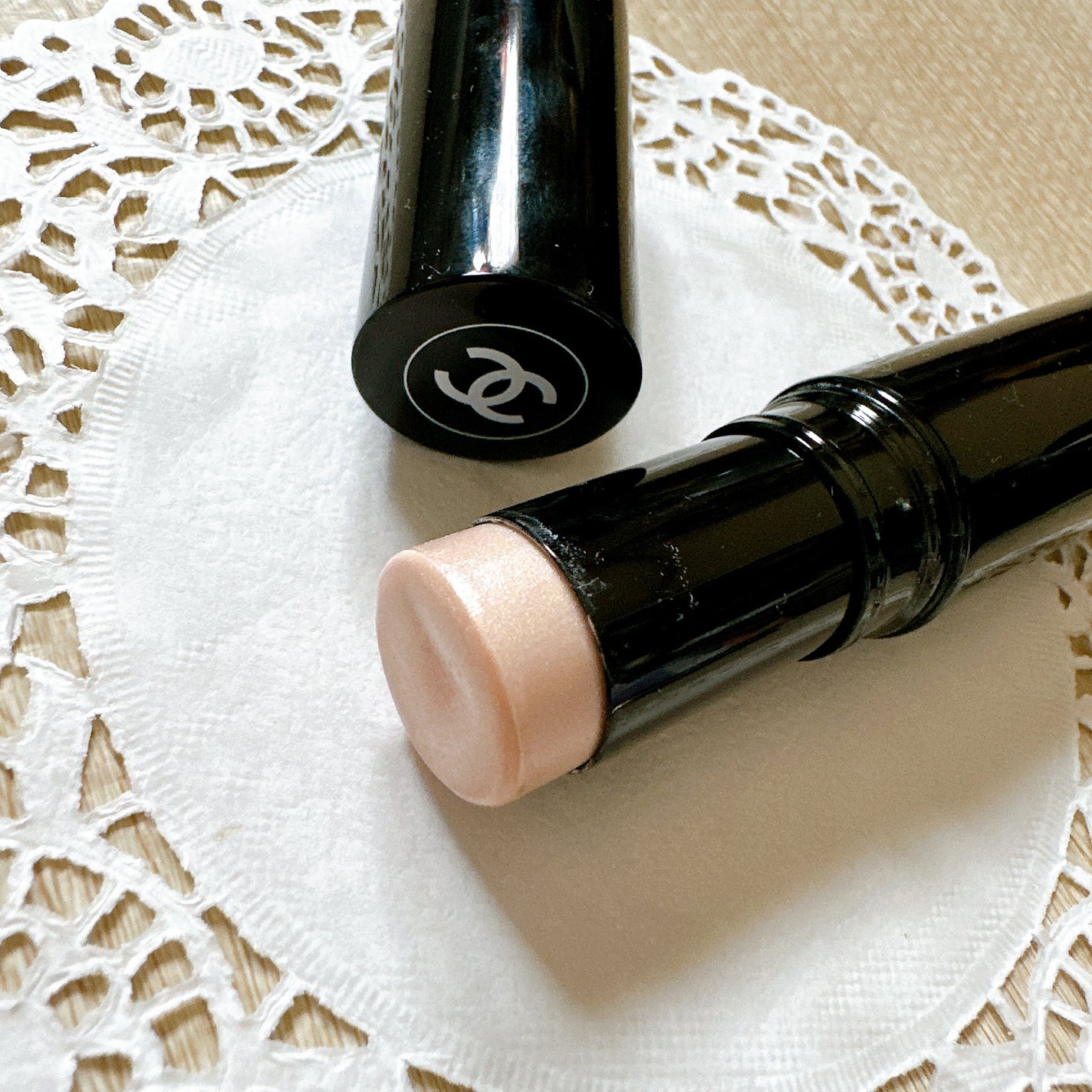 ボーム エサンシエル/CHANEL/スティックハイライトを使ったクチコミ(3枚目)