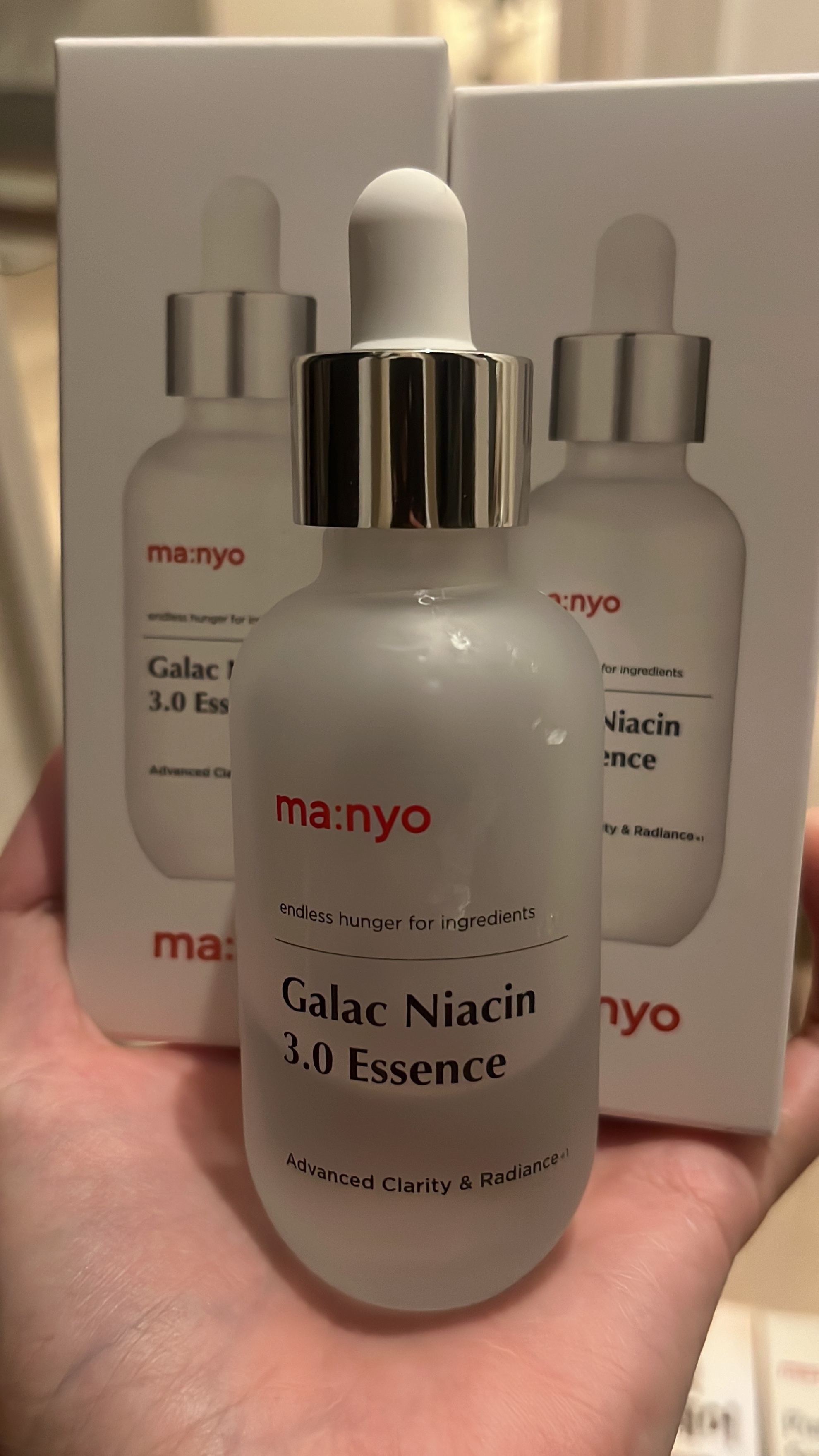 ガラク ナイアシン 3.0 エッセンス/manyo/美容液を使ったクチコミ（1枚目）