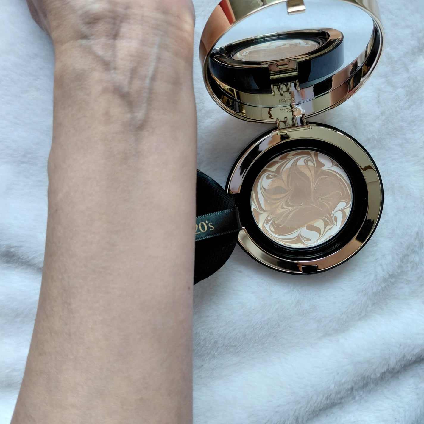 SIGNATURE ESSENCE COVER PACT /AGE20’s/クリーム・エマルジョンファンデーションを使ったクチコミ(5枚目)