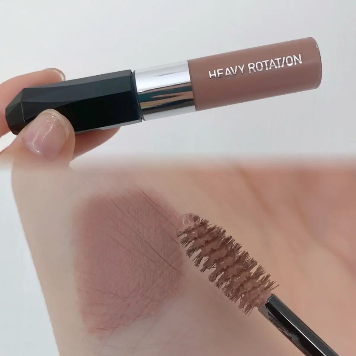 ヘビーローテーション カラーリングアイブロウEX/ヘビーローテーション/眉マスカラを使ったクチコミ(1枚目)