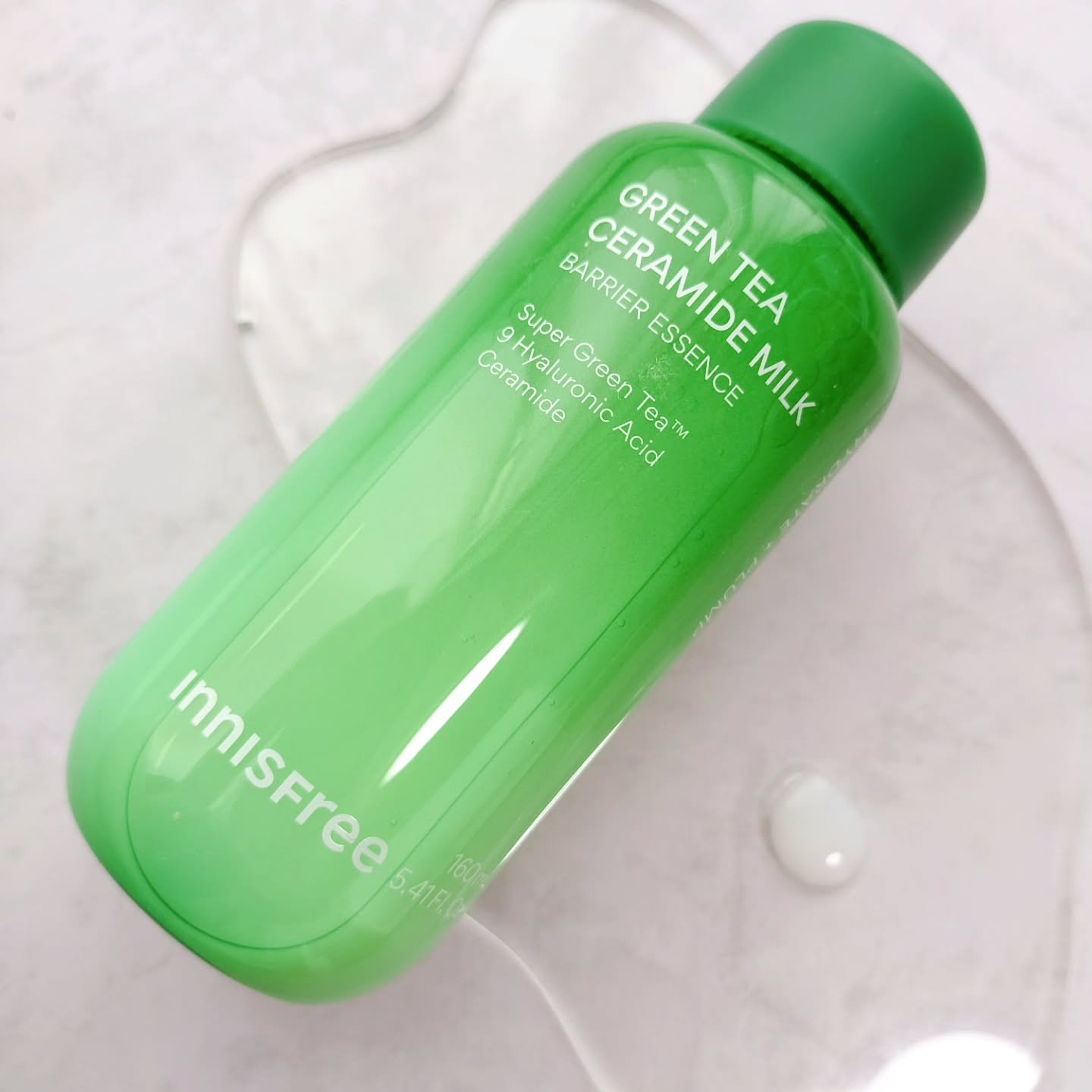 グリーンティー セラミド ミルク エッセンストナー/innisfree/化粧水を使ったクチコミ（2枚目）