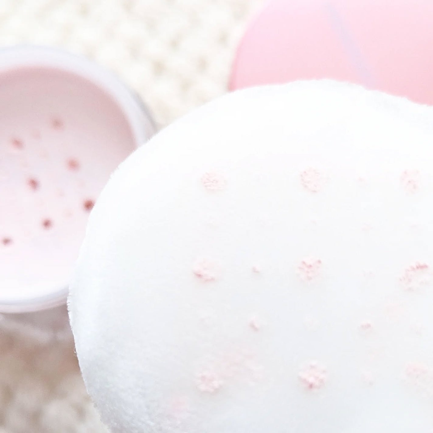 フィニッシングパウダー モイストC/チャコット・コスメティクス/ルースパウダーを使ったクチコミ(6枚目)