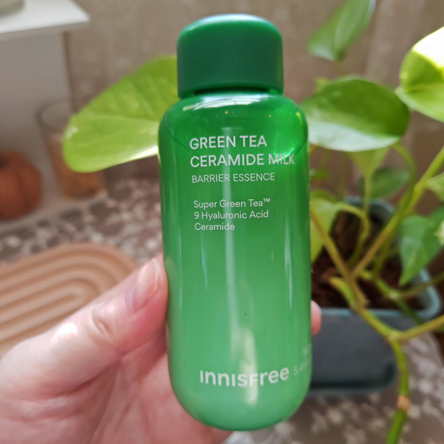 グリーンティー セラミド ミルク エッセンストナー/innisfree/化粧水を使ったクチコミ（1枚目）