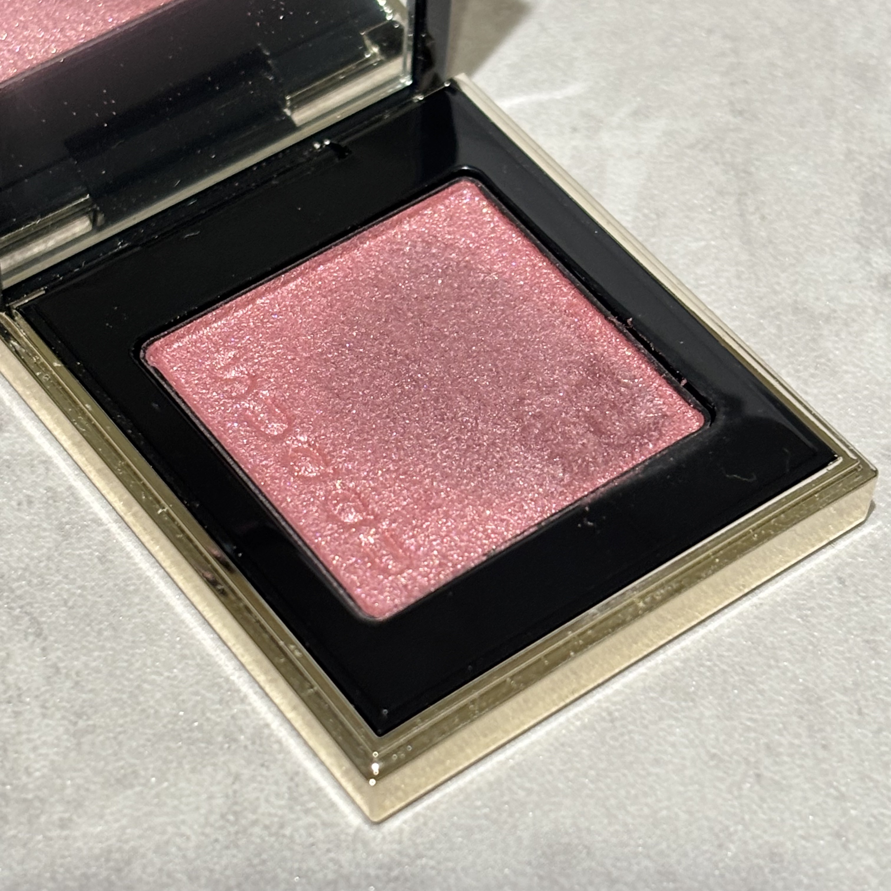 トーン タッチ アイズ/SUQQU/単色アイシャドウを使ったクチコミ（2枚目）