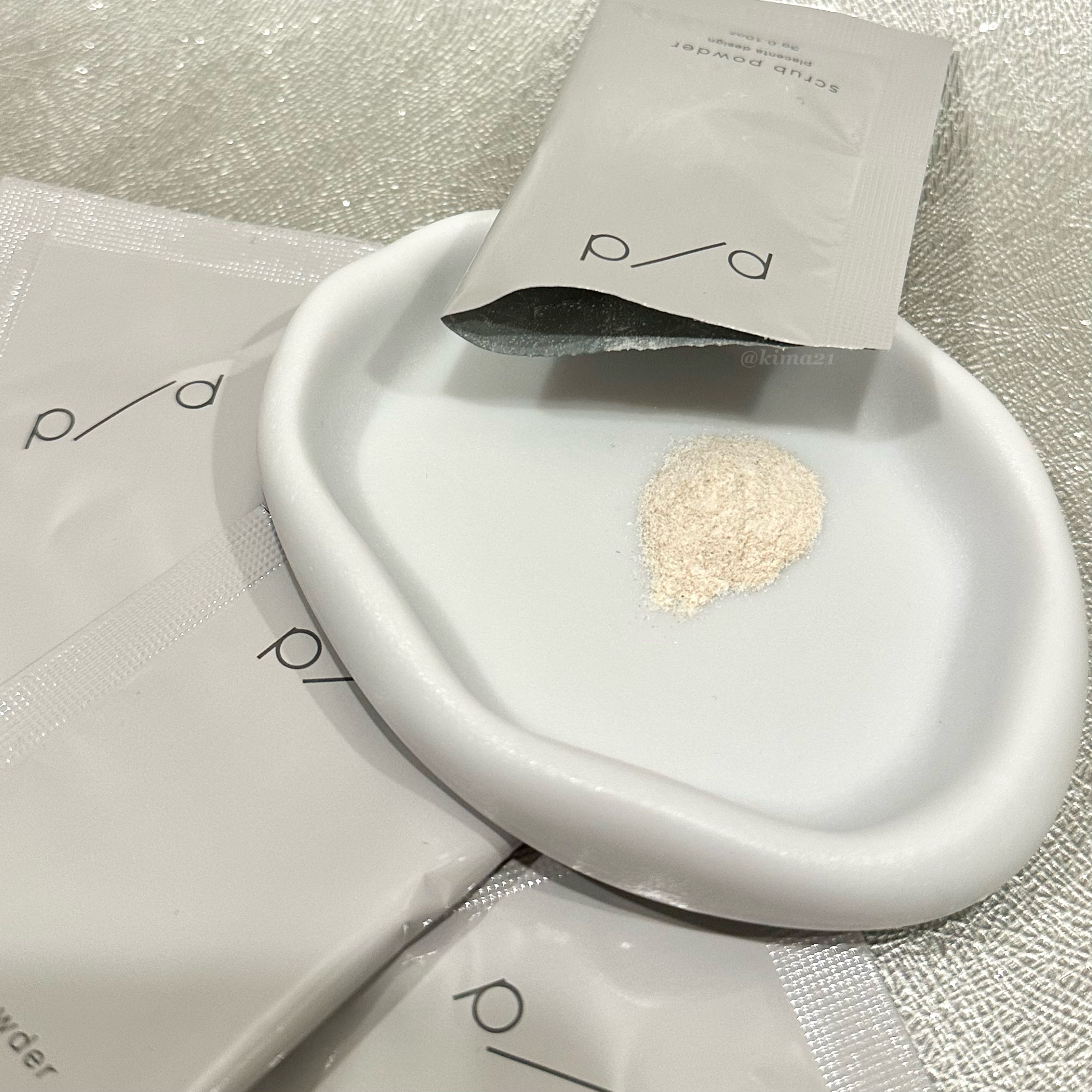 p/d スクラブパウダー/p/d/スクラブ・ゴマージュを使ったクチコミ（3枚目）