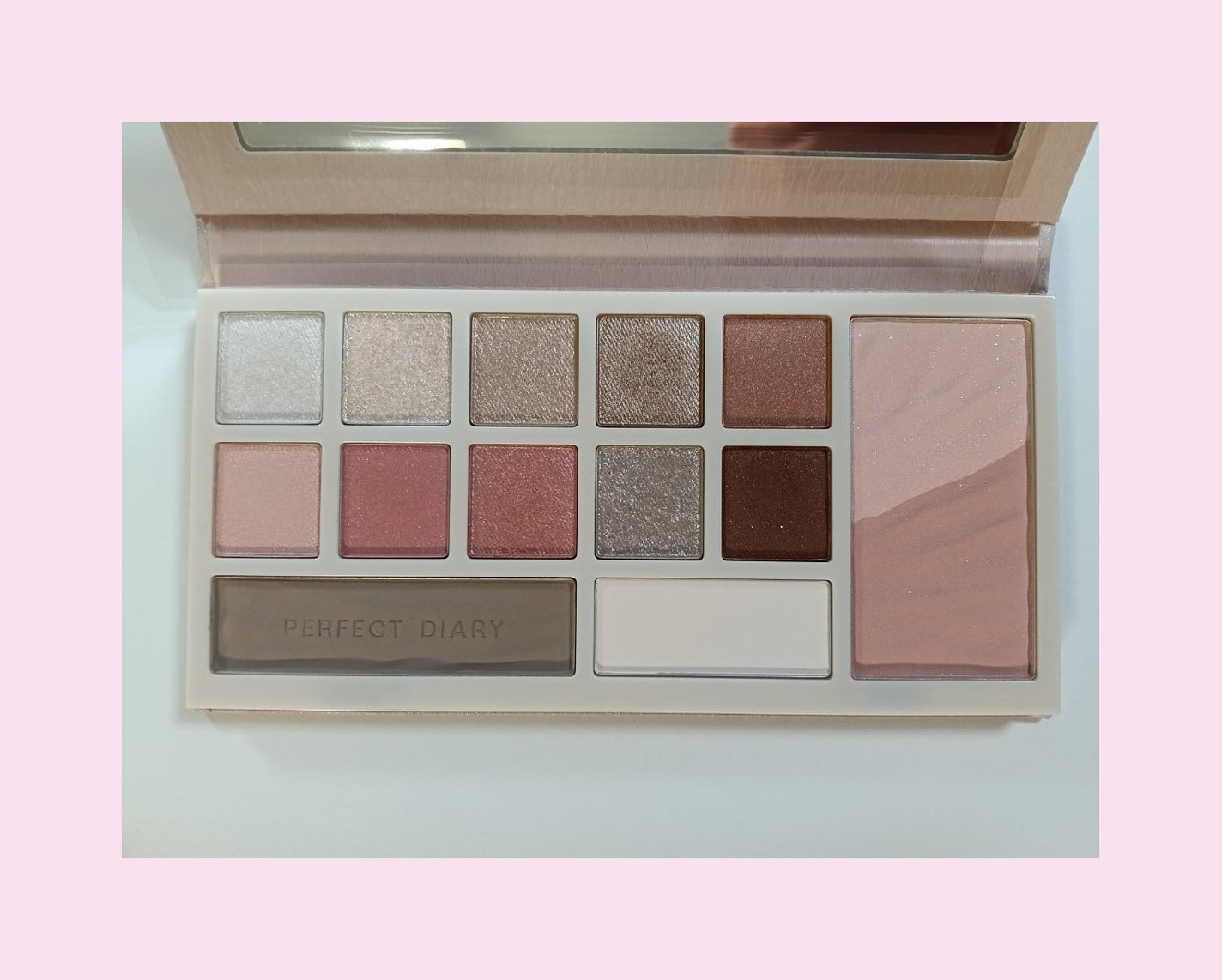 デザイナーアイズ&チークパレット/PERFECT DIARY/アイシャドウを使ったクチコミ(3枚目)