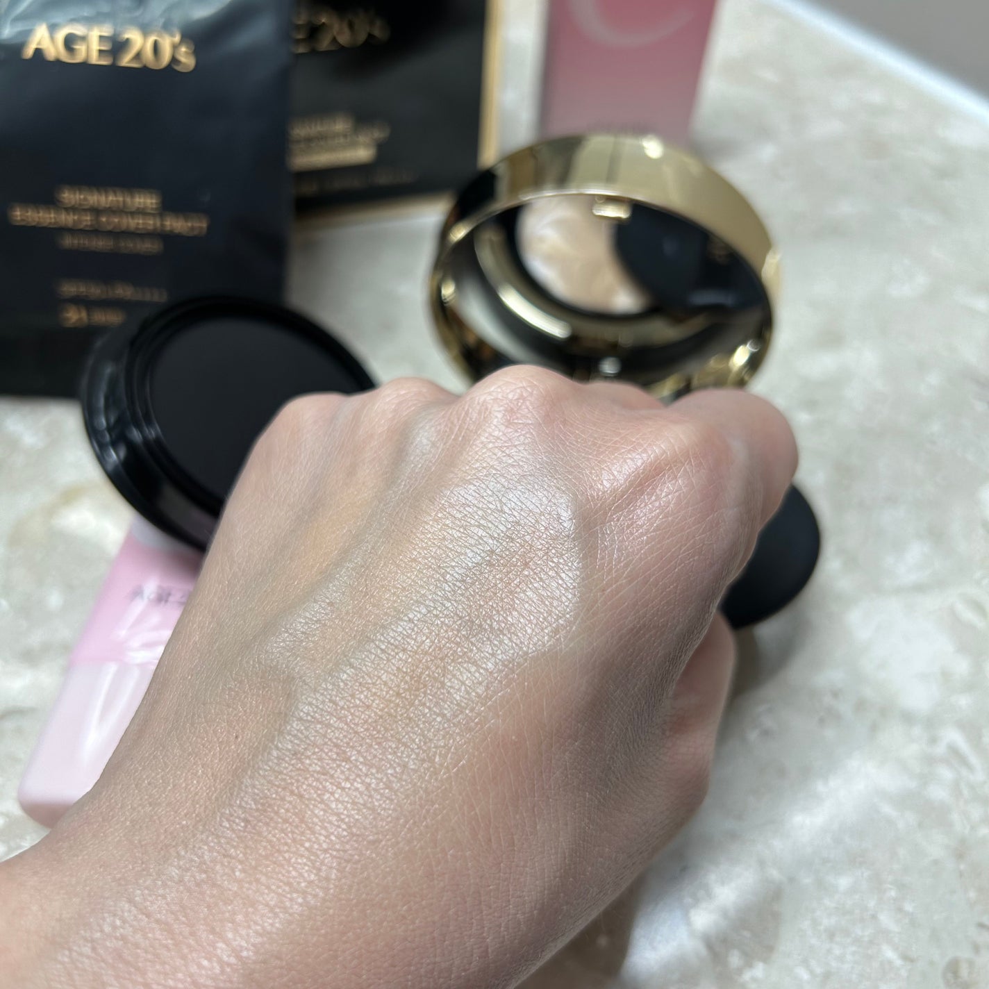 SIGNATURE ESSENCE COVER PACT /AGE20’s/クリーム・エマルジョンファンデーションを使ったクチコミ(10枚目)