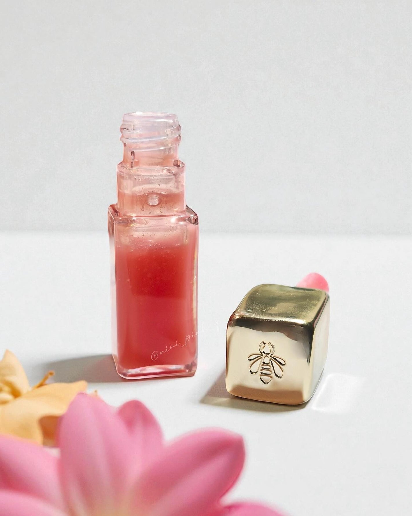 キスキス ビー グロウ オイル/GUERLAIN/リップグロスを使ったクチコミ(5枚目)