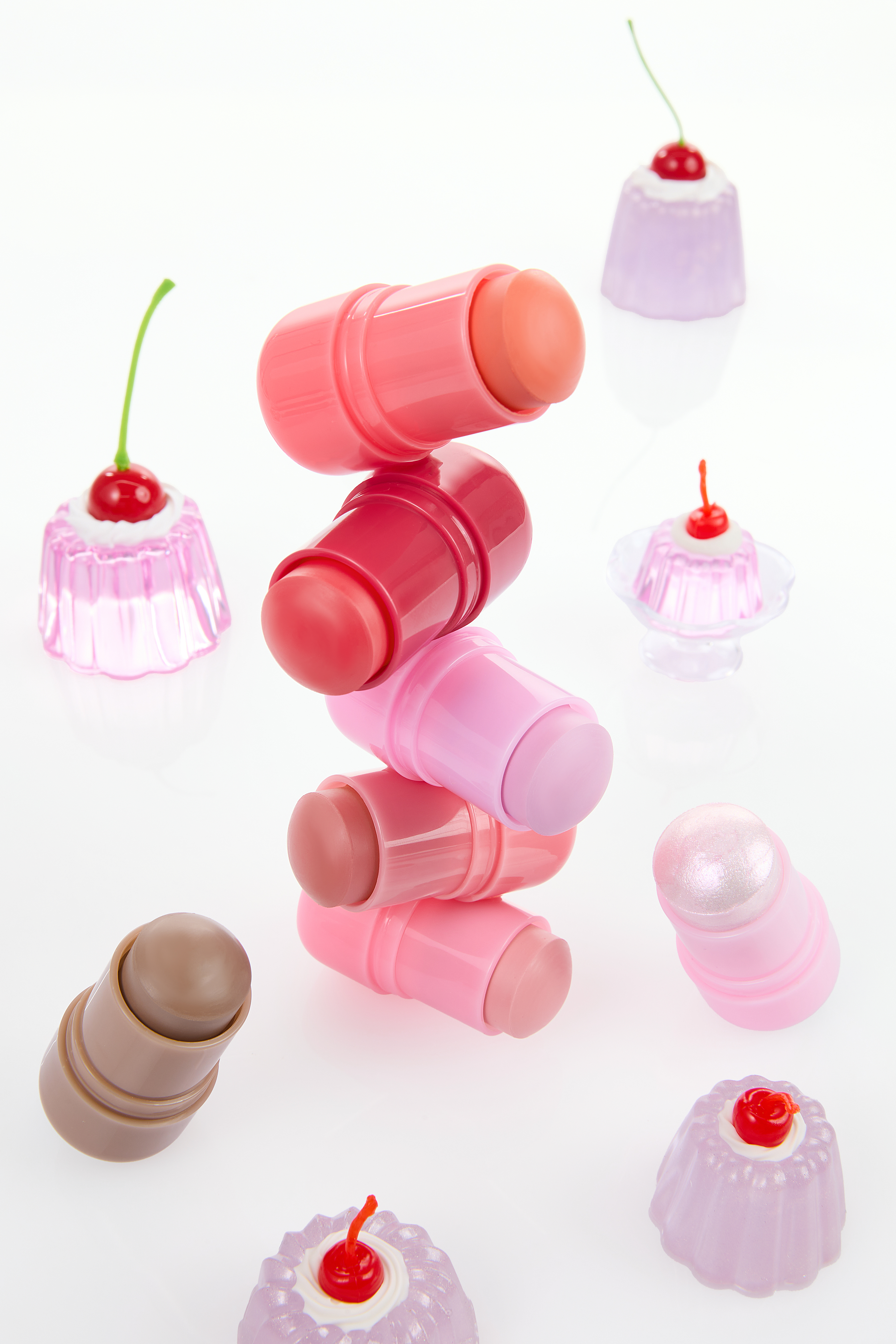 𝐍𝐄𝐖 3秒タッチで立体感完成
🌈メルティングスティック☁

🍑果実のように染まる血色感
💎うるツヤなオーロラ光彩
🥔自肌の色のようにナチュラルな陰影

11月1日よりQoo10公式に登場✨

#ネイチャーリパブリック #ネイ