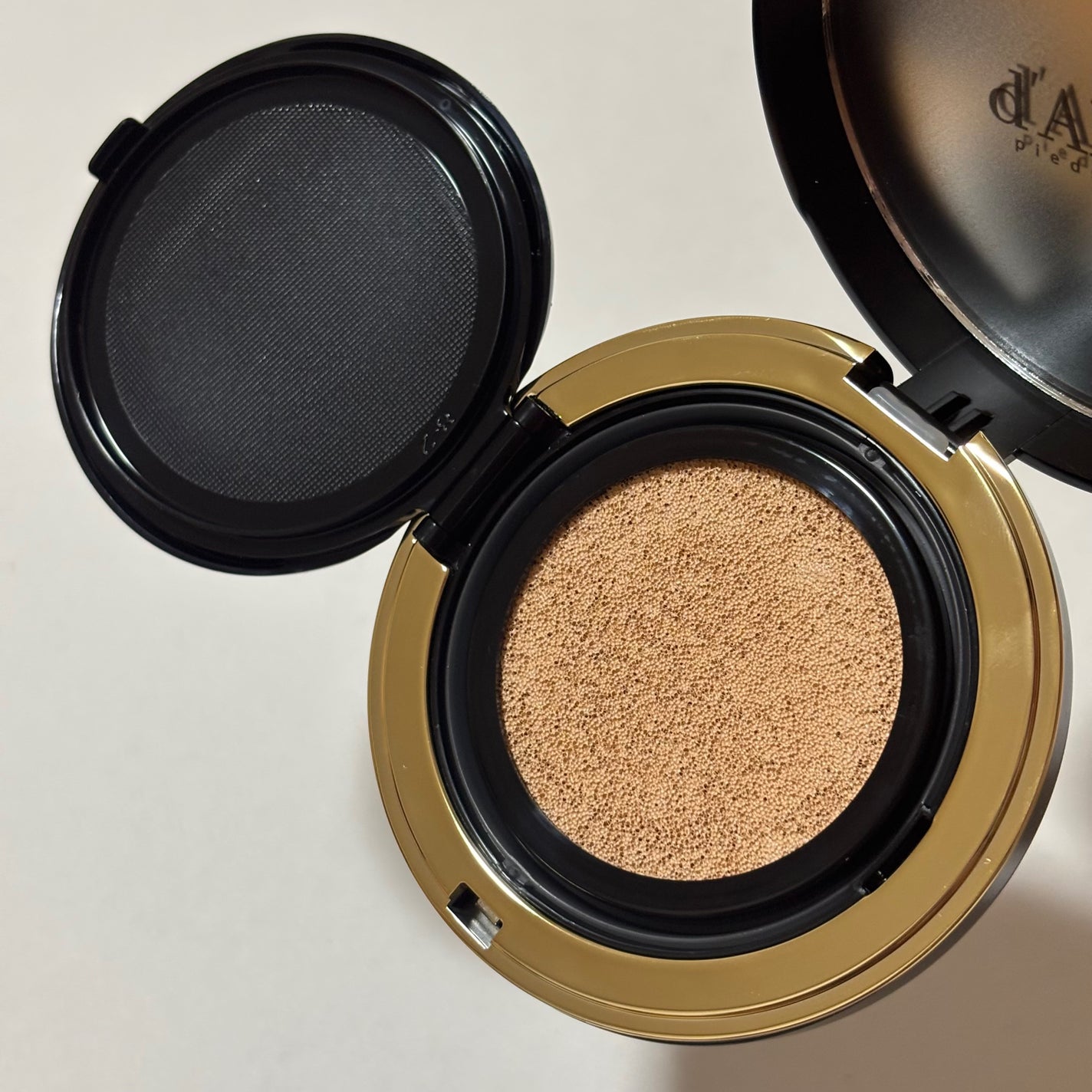 グロウフィットセラムカバークッション/ダルバ/クッションファンデーションを使ったクチコミ(2枚目)