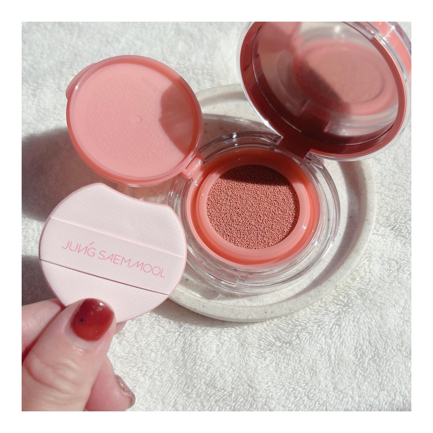 アーティストクッションブラッシュ/JUNG SAEM MOOL/リキッドチークを使ったクチコミ（2枚目）