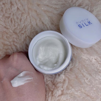 みり♡ on LIPS 「✨新ブランド登場✨自社で育てた国産まゆ100%を使ったスキンケ..」(3枚目)