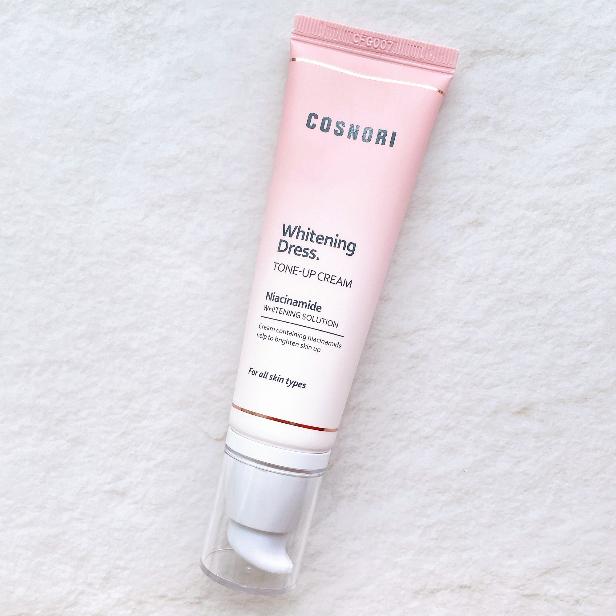 ホワイトニングドレストーンアップクリーム/COSNORI/化粧下地を使ったクチコミ（3枚目）