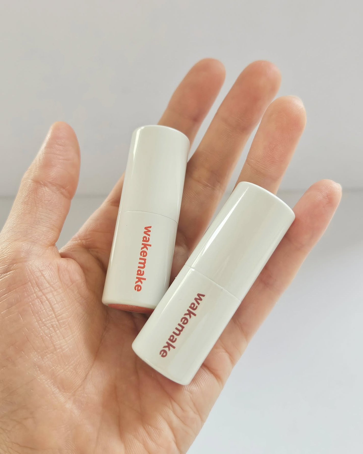 ヘルシーグロウバームスティック/wakemake/口紅を使ったクチコミ(4枚目)