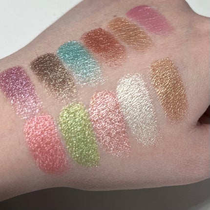 Wild & Alluring  Baked Eyeshadow & Highlighter Palette/bh cosmetics/アイシャドウパレットを使ったクチコミ(2枚目)