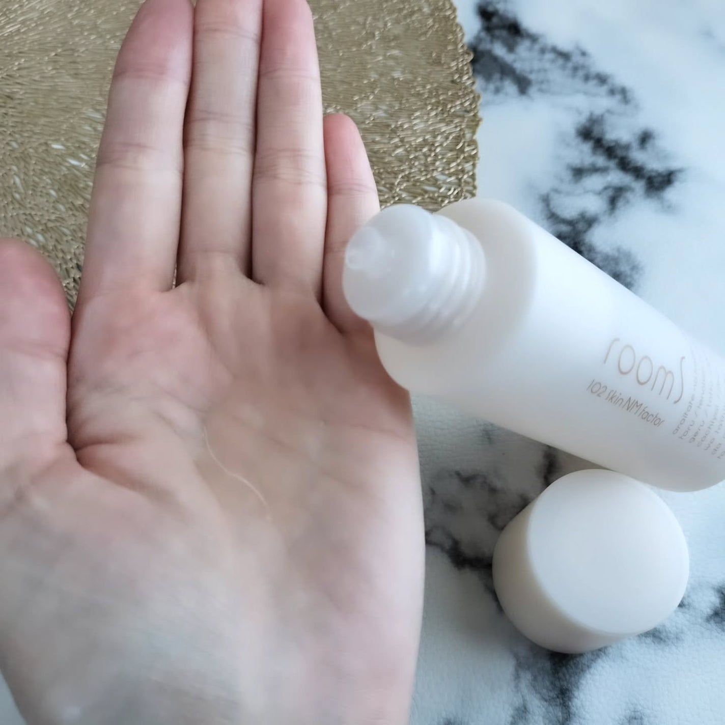 room S 102スキンNMファクタ/room S/美容液を使ったクチコミ(5枚目)