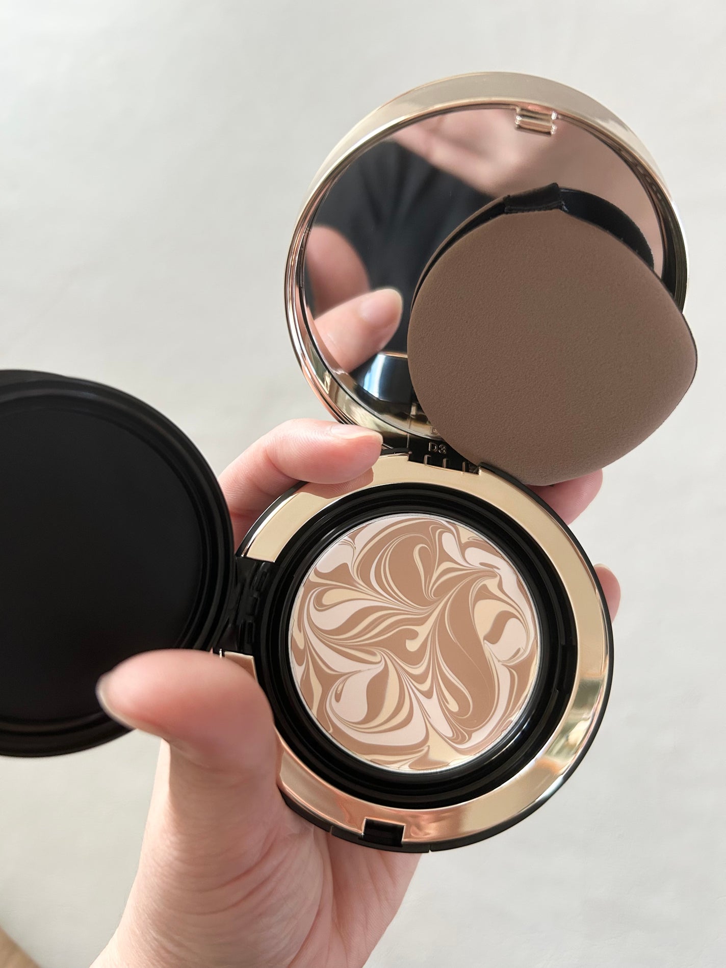 SIGNATURE ESSENCE COVER PACT /AGE20’s/クリーム・エマルジョンファンデーションを使ったクチコミ(4枚目)