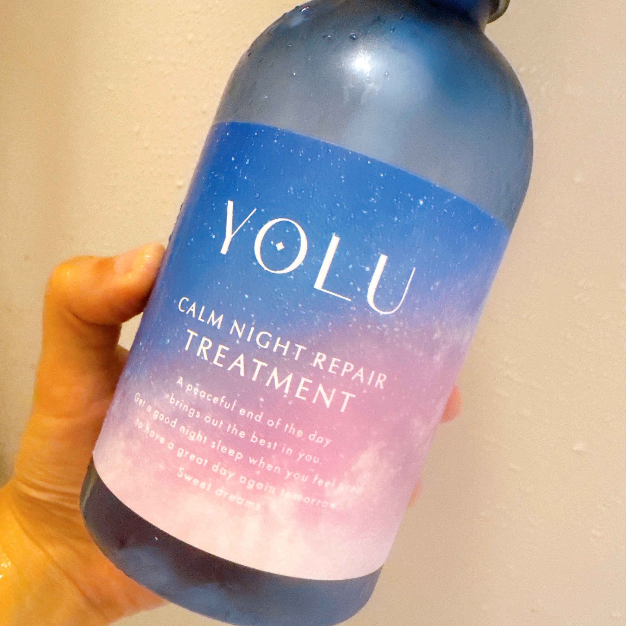 カームナイトリペアシャンプー／トリートメント/YOLU/シャンプー・コンディショナーを使ったクチコミ（1枚目）