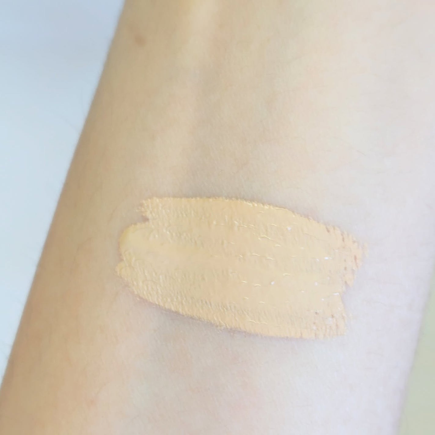 ロングラスティングチップコンシーラーフィックシングフィット/LUNA/リキッドコンシーラーを使ったクチコミ(3枚目)