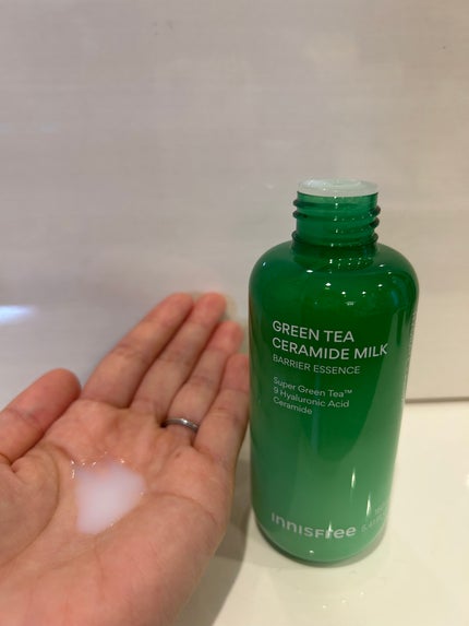 グリーンティー セラミド ミルク エッセンストナー/innisfree/化粧水を使ったクチコミ(2枚目)
