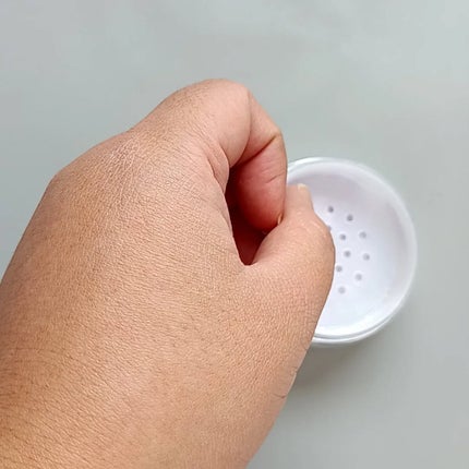 モイストラボ ルースパウダー〈くすみ防止タイプ〉/Moist Labo/ルースパウダーを使ったクチコミ(6枚目)