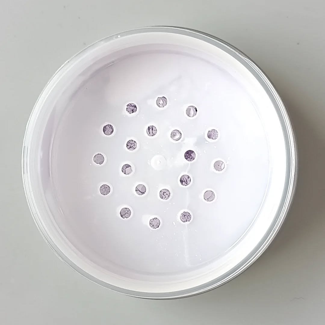 モイストラボ ルースパウダー〈くすみ防止タイプ〉/Moist Labo/ルースパウダーを使ったクチコミ(4枚目)