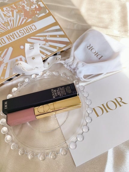 メイ on LIPS 「ホリデー購入品🌟💖🪽“星々の煌めきを宿すリップ”┈┈┈┈┈┈┈..」(4枚目)