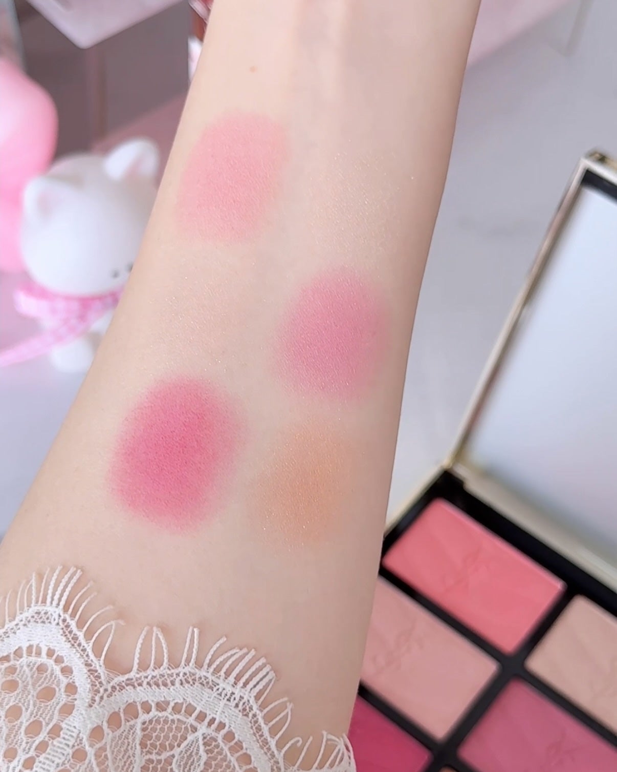 YSL ラブシャイン キャンディグレーズ/YVES SAINT LAURENT BEAUTE/口紅を使ったクチコミ(3枚目)