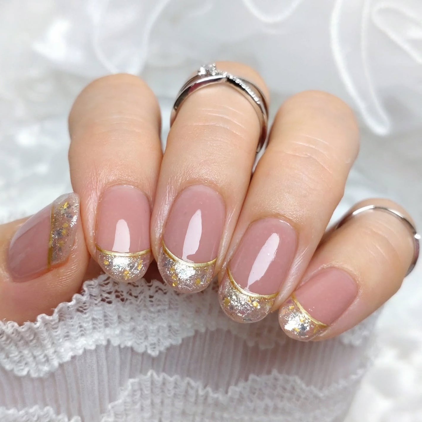 ミルクティ on LIPS 「✴✴美爪仕上げのネイルファンデーションを活かした#ガラスフレン..」(3枚目)