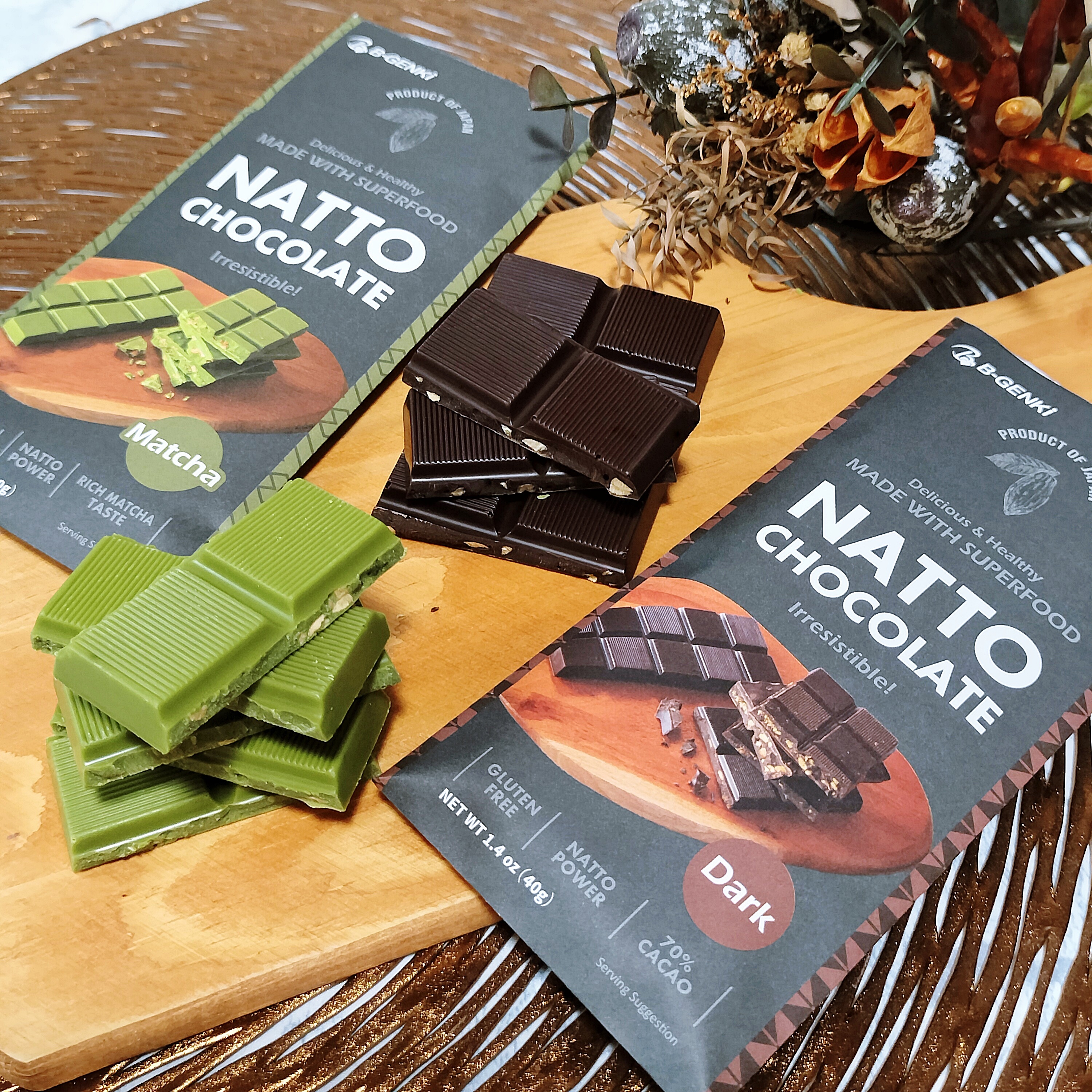 ベルギー産のプレミアムチョコレートに、
フリーズドライ納豆を組み合わせた新感覚スイーツ
NATTO CHOCOLATE

 

スーパーフードである納豆の栄養をそのままギュッ！
フリーズドライ製法で栄養をそのまま閉じ込め、
厳選したベルギー