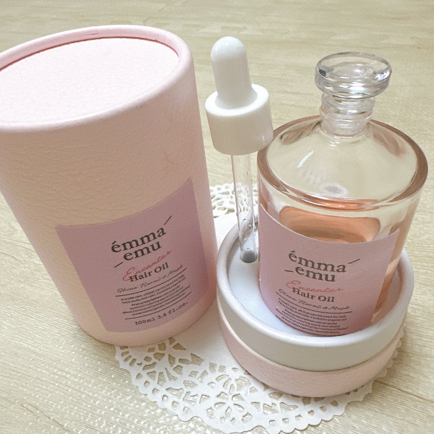 エンカンタールヘアオイル シャインフローラル&ムスク/emma emu/ヘアオイルを使ったクチコミ(2枚目)