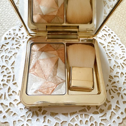 ル・レオスールデクラ /クレ・ド・ポー ボーテ/パウダーハイライトを使ったクチコミ(3枚目)