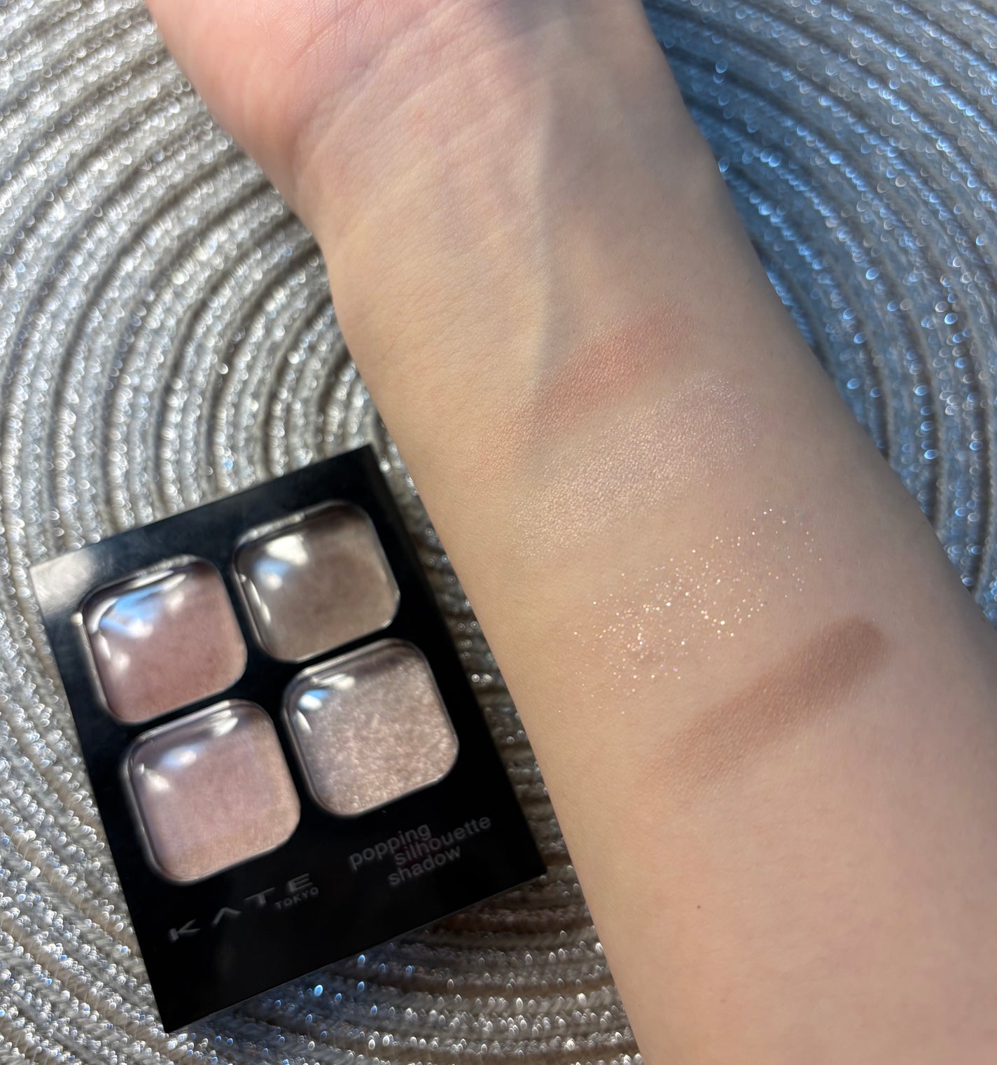 ケイト ポッピングシルエットシャドウ/KATE/アイシャドウパレットを使ったクチコミ(3枚目)