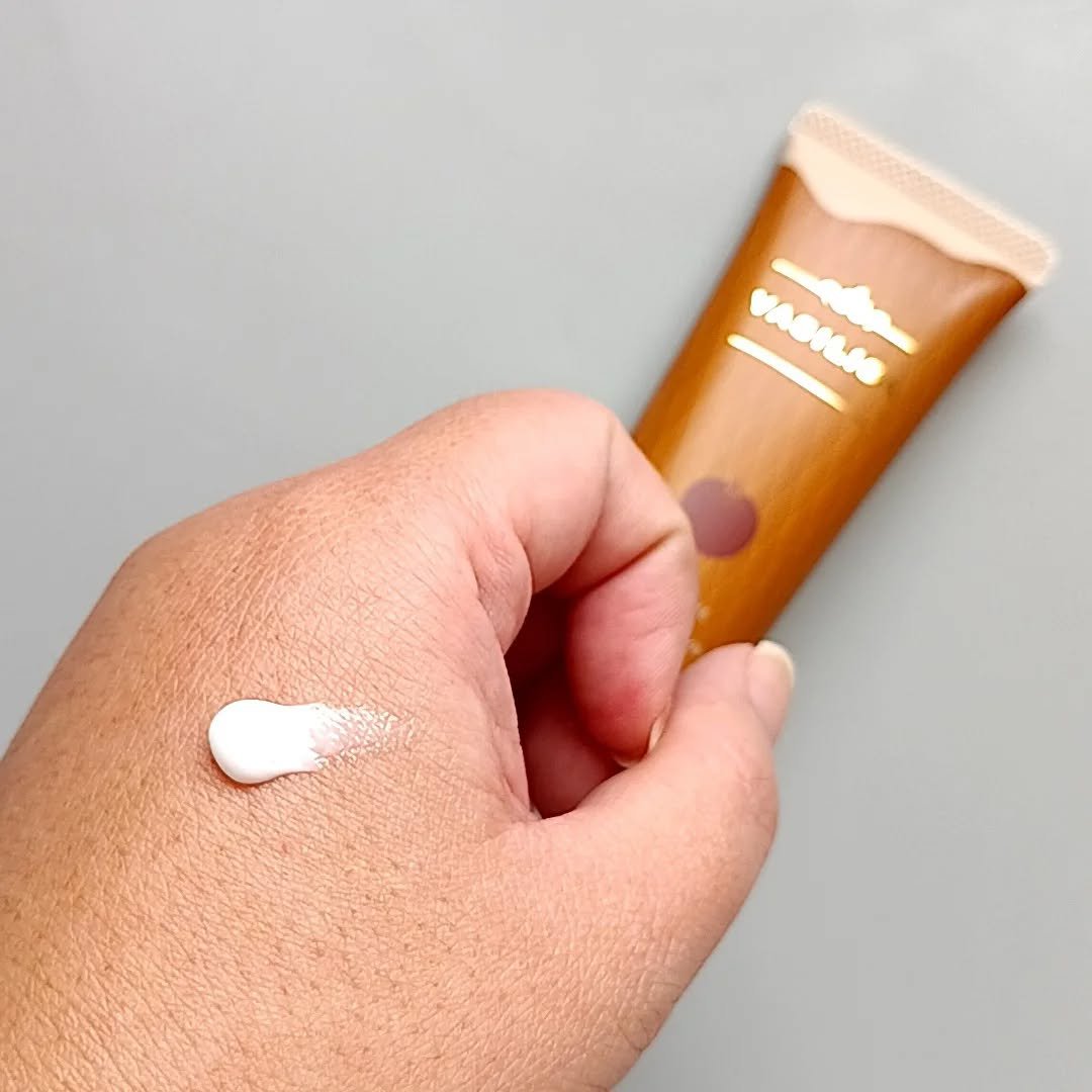 ヴァシリーサ ヌード ワン フレグランス ティント ハンドクリーム/ヴァシリーサ/ハンドクリームを使ったクチコミ（3枚目）