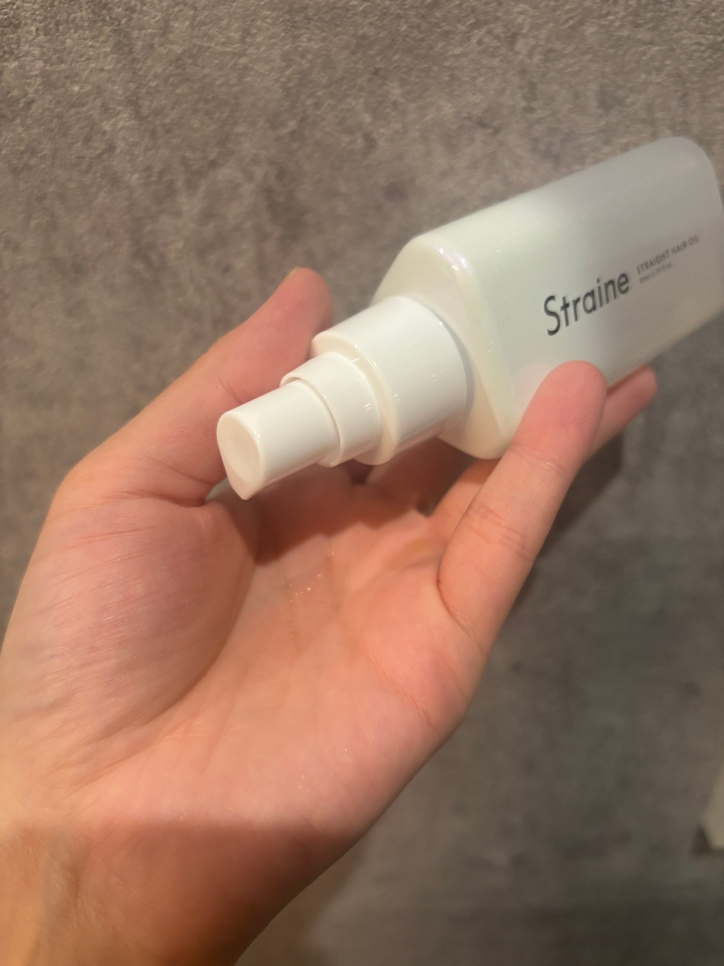 ストレートヘアオイル/Straine/ヘアオイルを使ったクチコミ(2枚目)
