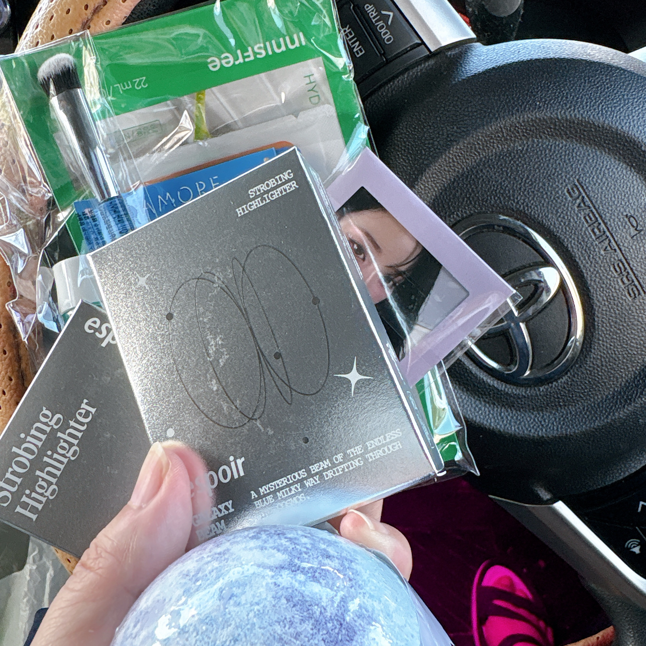 LoNLy  シンティランテハイライトセラム /LoNLy /リキッドハイライトを使ったクチコミ（2枚目）