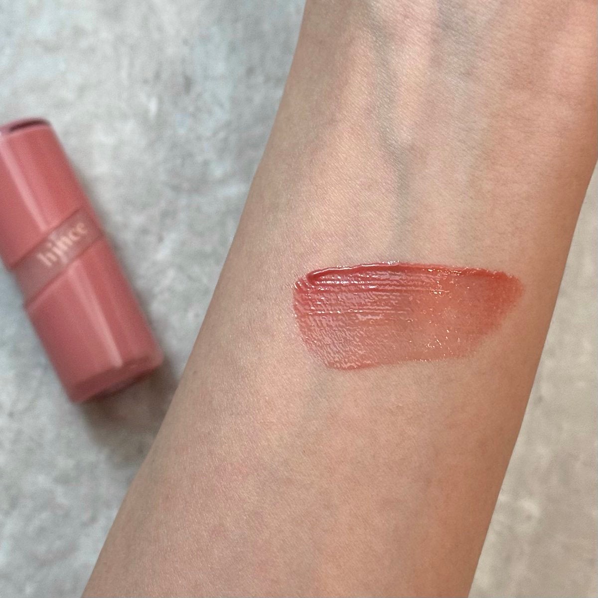 ロウグロウジェルティント/hince/リップティントを使ったクチコミ（2枚目）