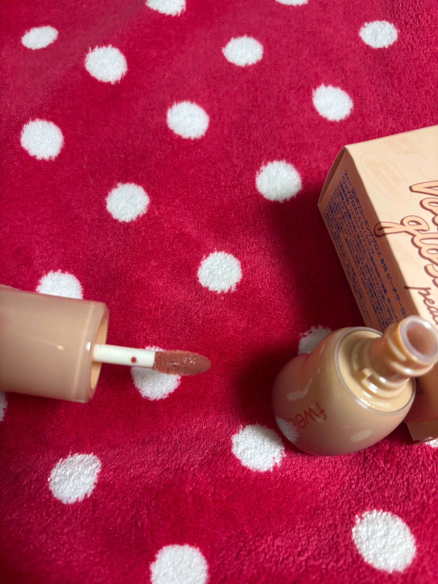 フィー 3Dボリューミンググロス/fwee/リップグロスを使ったクチコミ(9枚目)