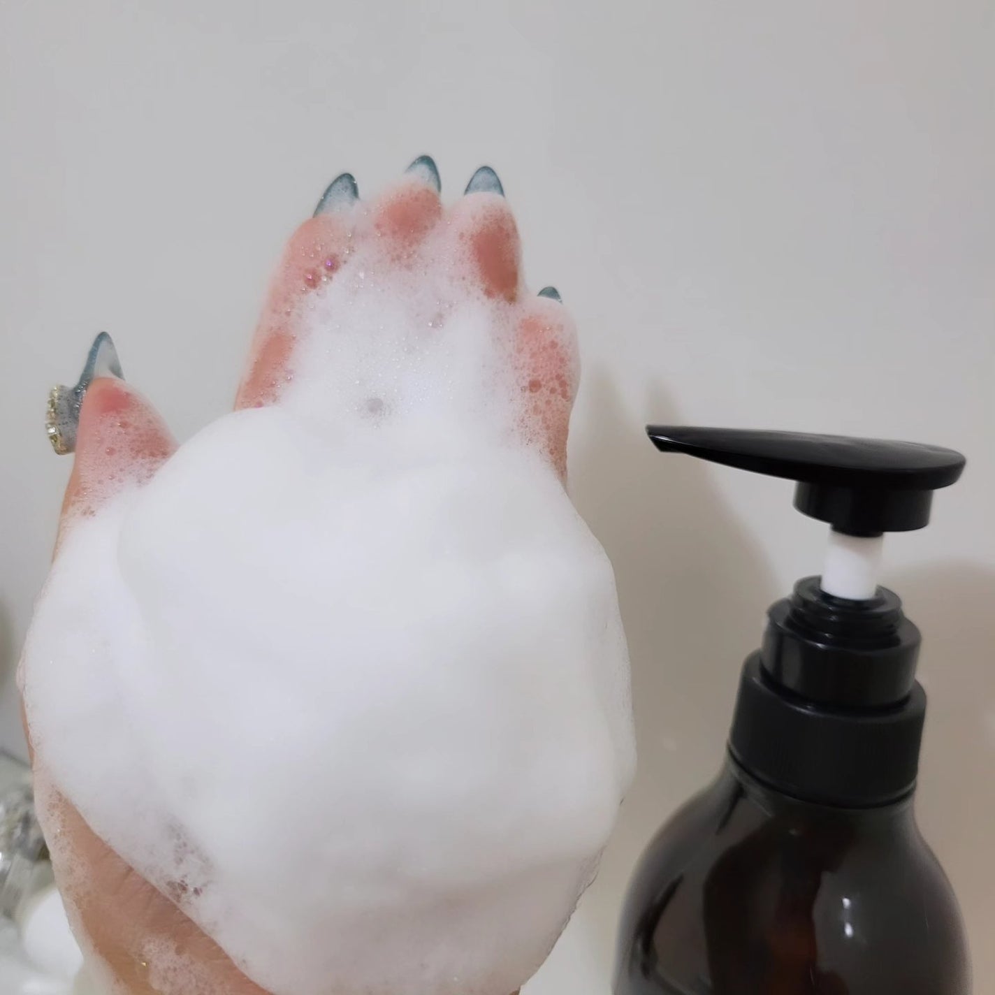 Purefeel ボディソープ フェミニン&サボンの香り/Purefeel/ボディソープを使ったクチコミ(4枚目)