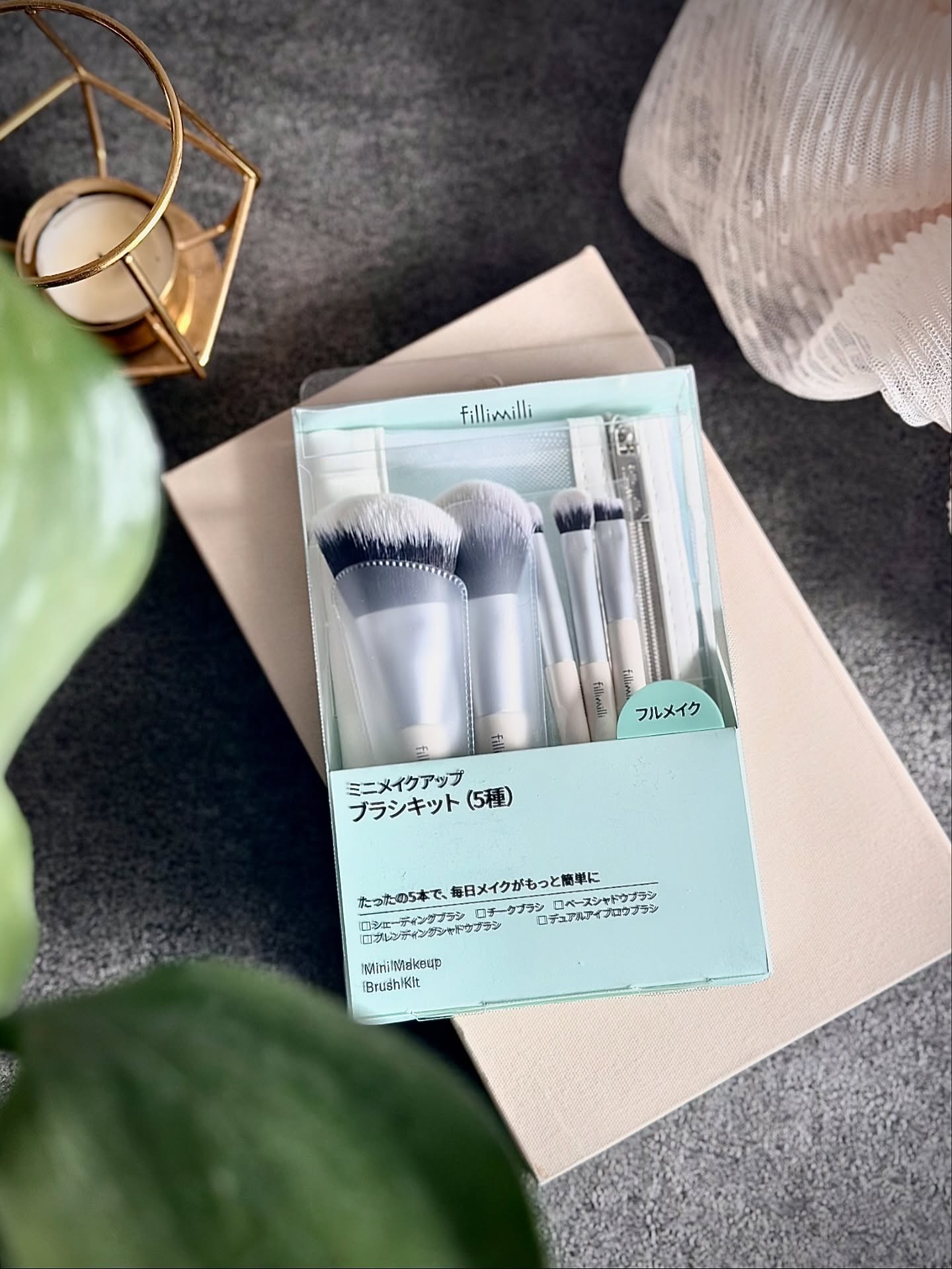 fillimilli  MINI MAKE UP BRUSH SET のクチコミ「最近使ってる
Fillimilliのメイクブラシ💜

ミニメイクアップブラシキット(5種)
・.....」（3枚目）