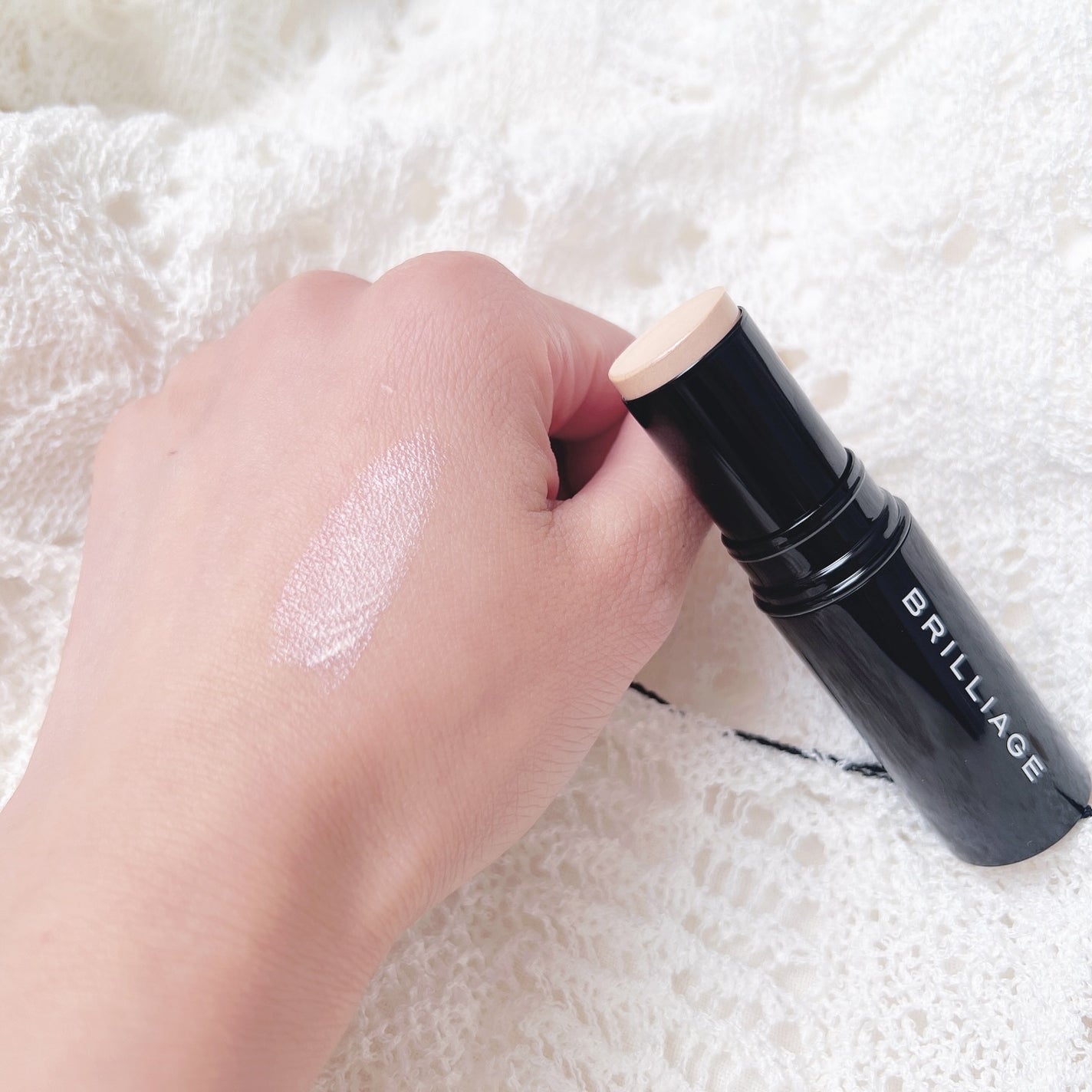 メルティング グロウ ハイライター /ブリリアージュ/スティックハイライトを使ったクチコミ(3枚目)